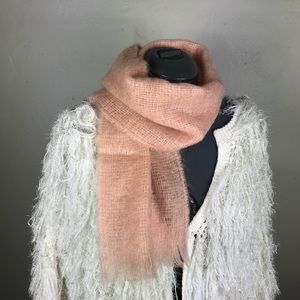 Montrose Wool Scotland Lux Loose Weave Short Scarf
